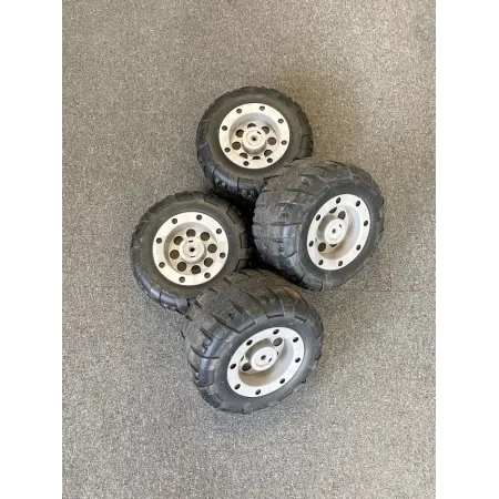 4 Wielen Corral T-REX 12V Peg-Pérego (gebruikt)